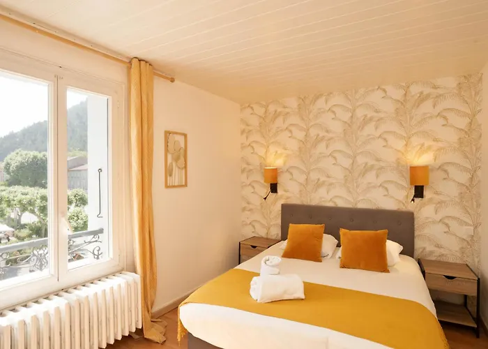 Du Levant 2* Castellane