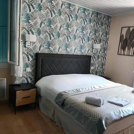 Du Levant 2* Кастеллан