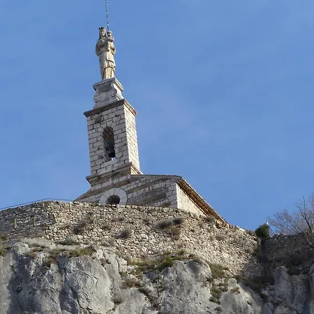 Du Levant 2* Castellane