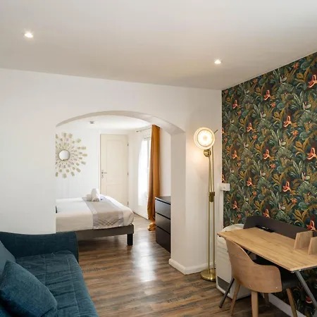 Du Levant Кастеллан