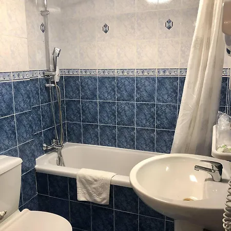 Du Levant 2* Кастеллан