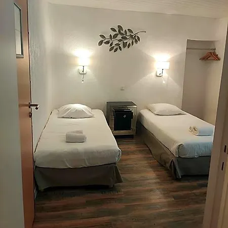 Du Levant Hotel