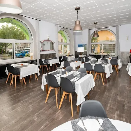 Du Levant Hotel